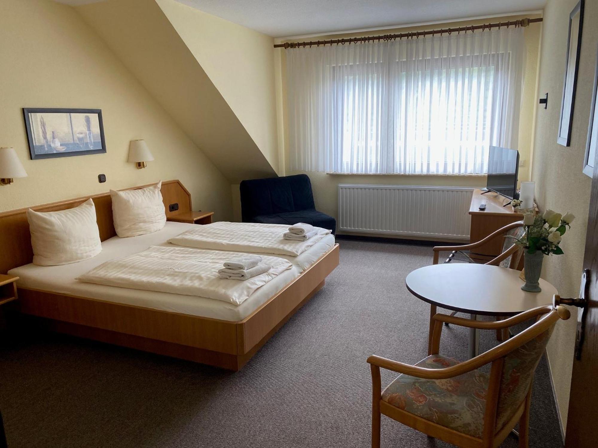 Hotel & Restaurant Krone Kestert Zewnętrze zdjęcie